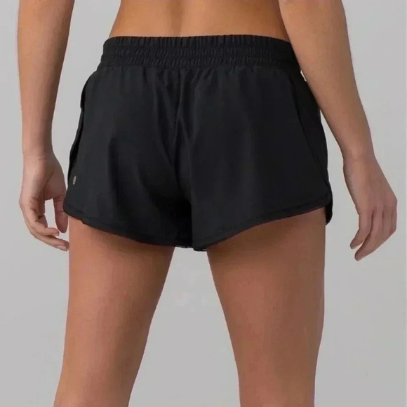 Lululemon Seek The Heat Short II (2.5") Black W7AH4S - Picture 2 of 7
